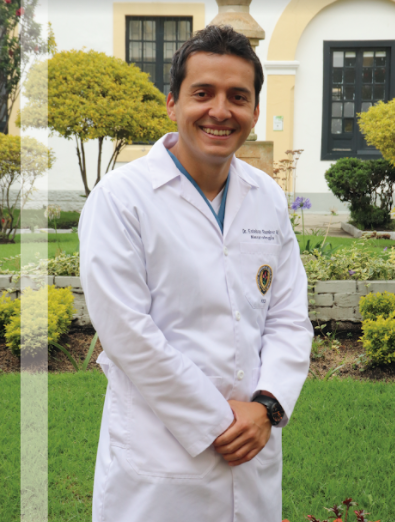 Dr. Mauricio Patiño