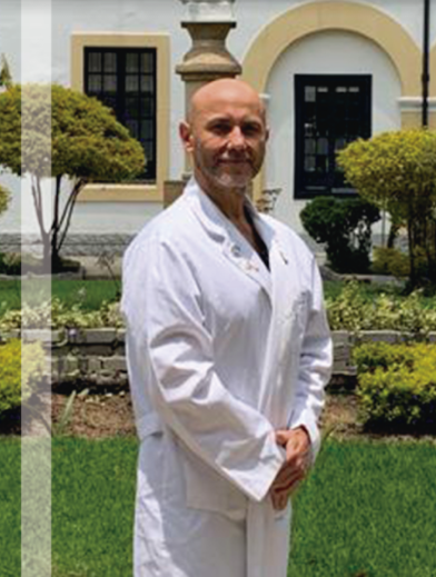 Dr. Carlos Navas