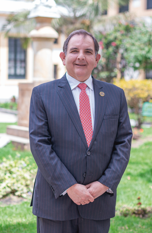 Dr. Carlos Humberto Pérez Moreno