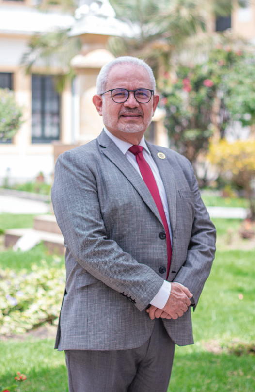 Dr. Ricardo Duran Acuña